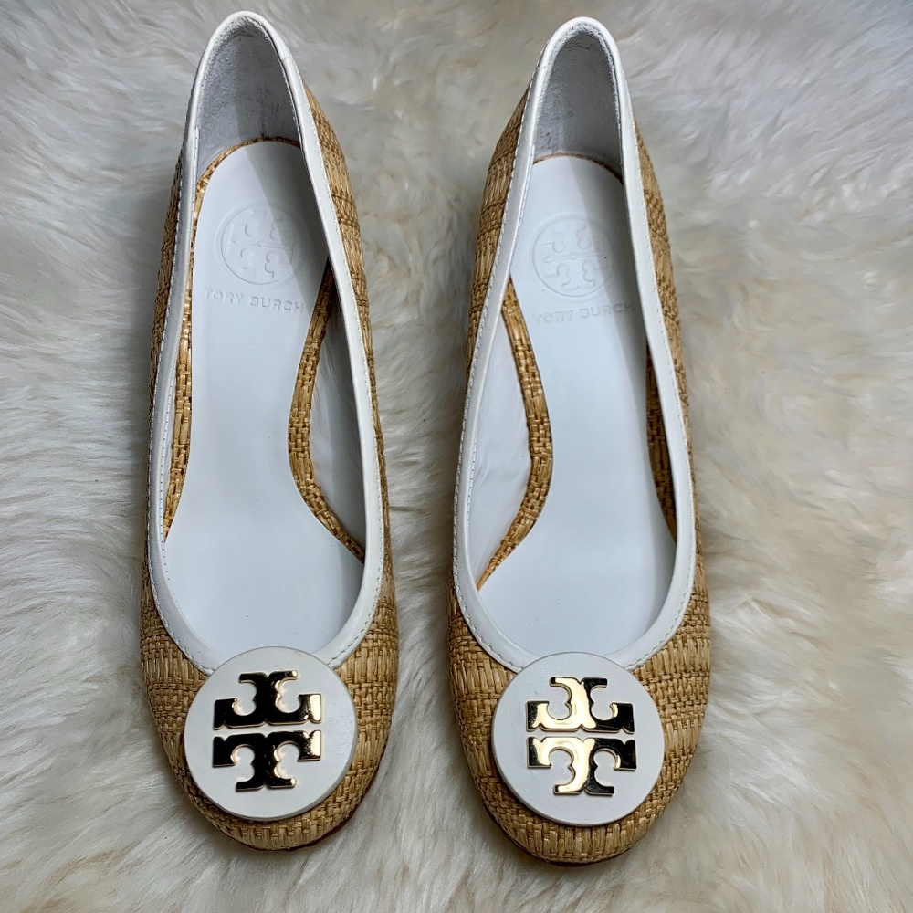 Tory Burch Natural Straw Wedges Size 6.5 NWOT